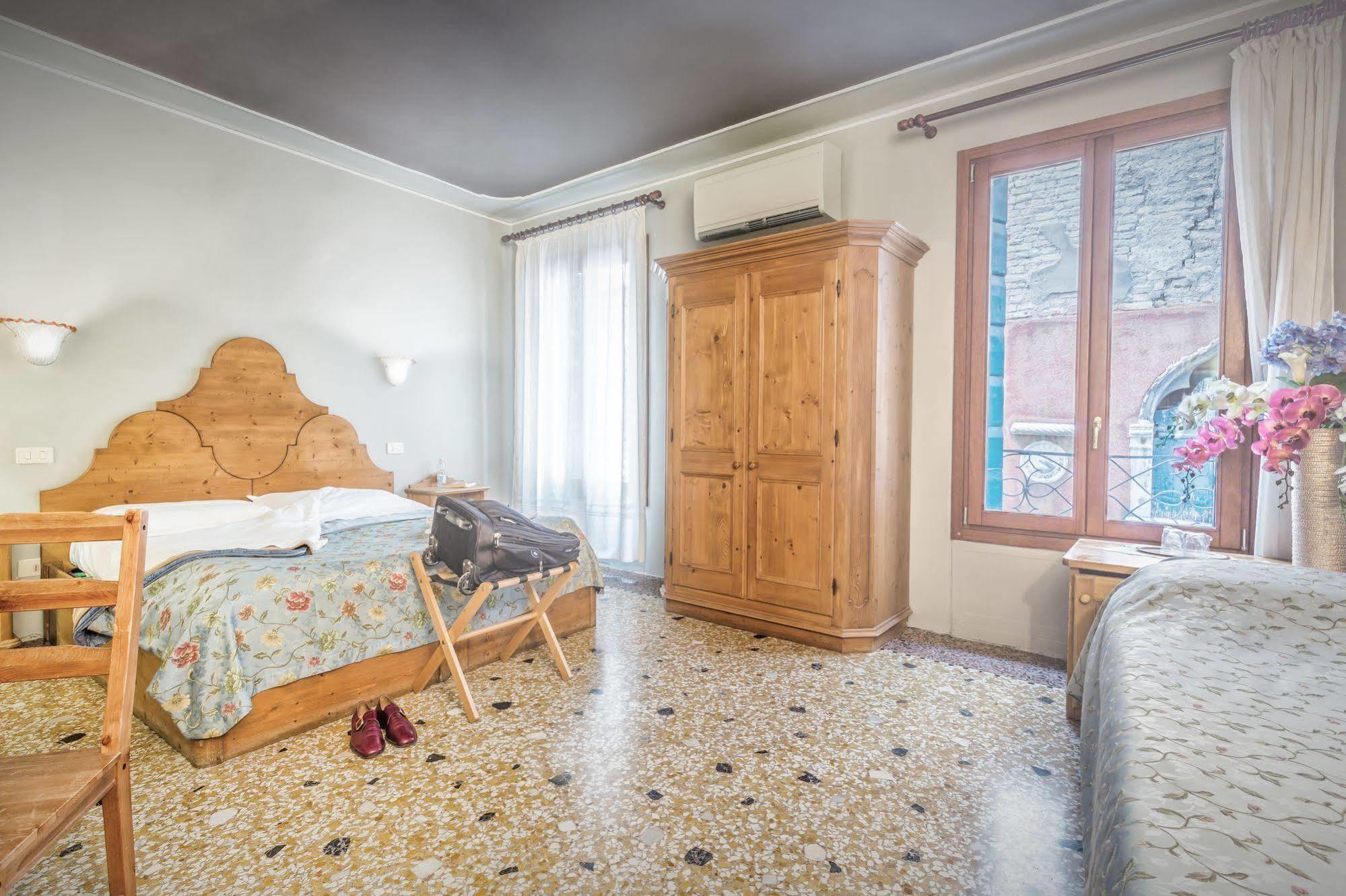 Locanda Bareteri Venetië Buitenkant foto